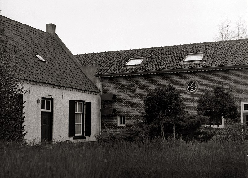 File:Accordeonmuseum - panoramio.jpg