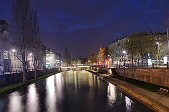 Français : Le Quai Kléber, la nuit