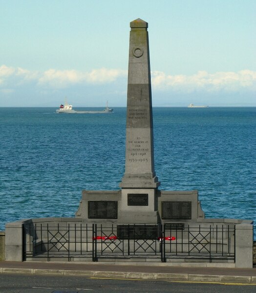 File:Donagadee War Memorial - geograph.org.uk - 937593.jpg