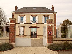 Garancières-en-Beauce-FR-28-mairie-04.jpg