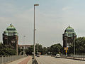 Ruhrort, deux tours sur le pont sur la Ruhr