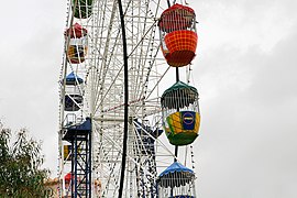 Ferris wheel cars