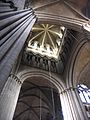 De kruising tussen schip en transept waarboven zich de 151 meter hoge La Tour Grêle verheft