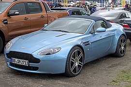 Aston Martin V8 Vantage N400 Roadster - left front view