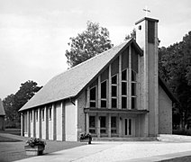 19870922060NR Malchin Kirche Maria Hilfe der Christen.jpg