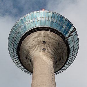 Düsseldorf, Rheinturm (2015)