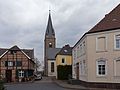 Holthausen, l'église catholique (Pfarrkirche Sankt Marien) dans lka rue