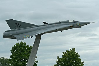 J 35F Draken (1973–1981).