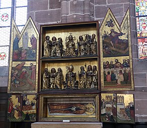 Deocarusaltar in der Lorenzkirche mit den Stifterfiguren und -wappen des Andreas Volckamer und der Margaretha Haller (1436)