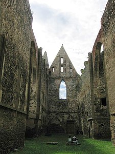 Ruines du couvent des Prémontrés.