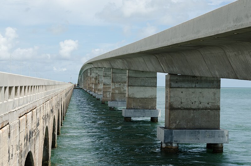 File:Two Bridges in Florida Keys.jpg