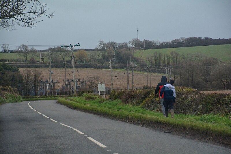 File:Antony , Antony Hill B3247 - geograph.org.uk - 6427565.jpg