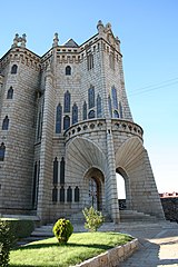 bishop's palace by gaudí