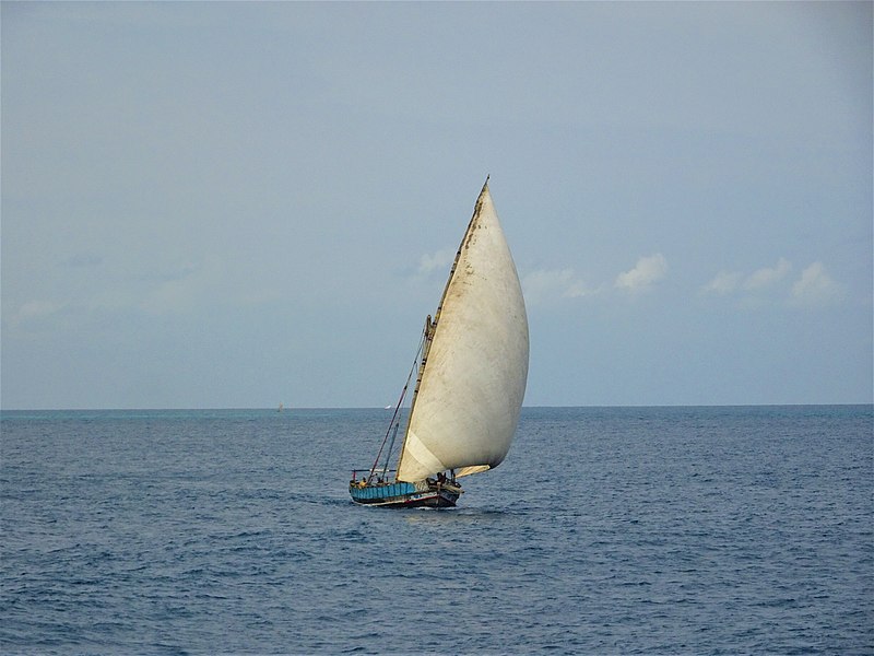 File:Fishing sail boat in Zanzibar.jpg