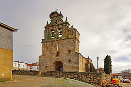 Iglesia de Santa María Magdalena en Bermellar portada y lateral.jpg