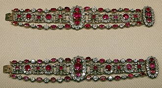 Paire de bracelets de rubis et brillants de la duchesse d'Angoulême (1816).