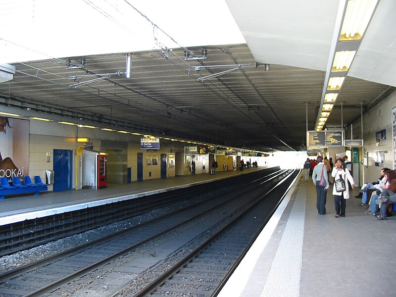 File:RER-B Antony1.jpg