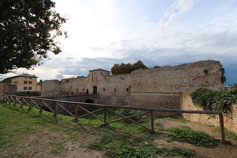 File:4- Rocca Malatestiana -Fano (PU).jpg