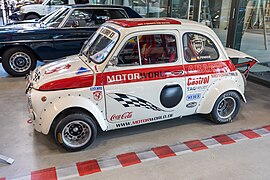 Motorworld Muenchen, Munich (IAA10034).jpg