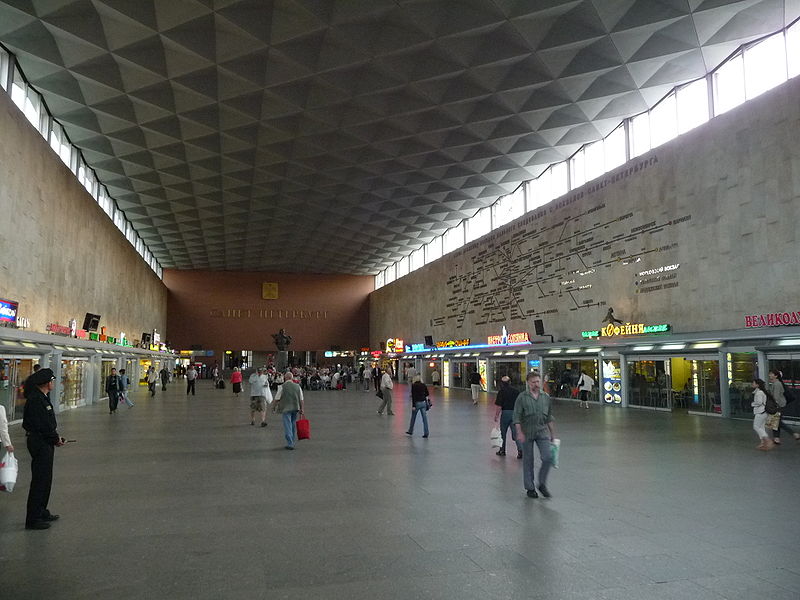 File:TrainStation-p1030433.jpg