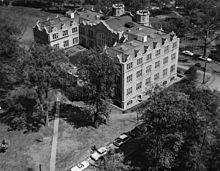 Furman Hall en la Universidad de Vanderbilt, construida en 1905.