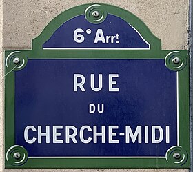 Voir la plaque.