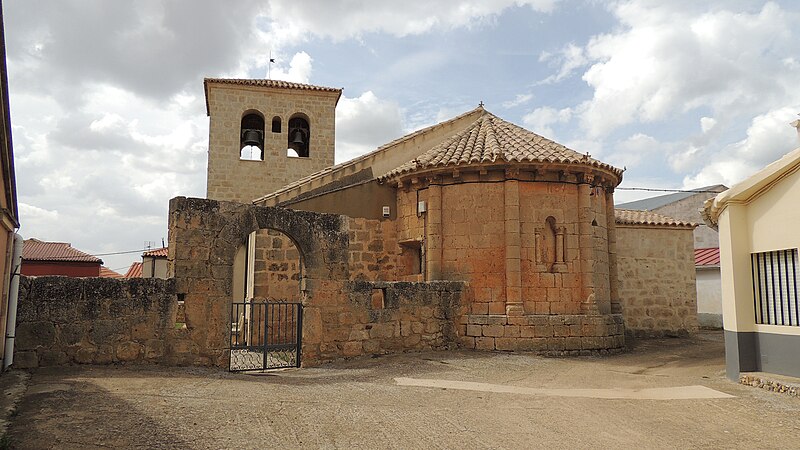 File:Viana de Duero - Iglesia de San Bartolomé.jpg