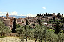 Spello sur le Chemin franciscain de la Marche d’Ancône