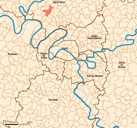 Location (in red) within Paris inner and outer suburbs