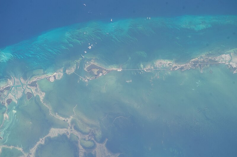 File:ISS039-E-1677 - View of Florida.jpg