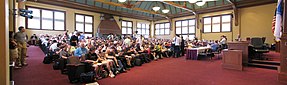 Konferensdelar från Wikimania 2005 (Frankfurt am Main) respektive 2006 (Cambridge, Massachusetts).