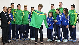 2016-03-03 Presidenta Dilma e Atletas de Ginástica Artística, 02.jpg