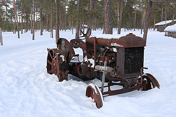 Fordson tractor, Inari