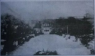 Photograph of the entrance gateway (Darshani Deori) of Gurdwara Nankana Sahib in Rai-Bhoi-Di-Talwandi published in Mahan Kosh (1930), ca.1920's.jpg