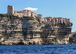 Les falaises et l'escalier du roi d'Aragon.