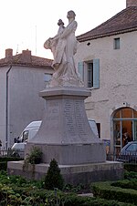 Monument aux morts[17]