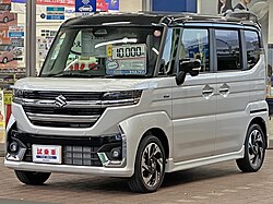 Suzuki Spacia Custom Hybrid XS (2023)