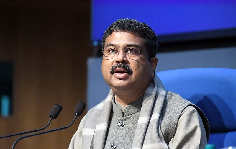 File:The Union Minister for Petroleum & Natural Gas and Steel, Shri Dharmendra Pradhan holding a press conference on Cabinet Decisions, in New Delhi on December 30, 2020.jpg