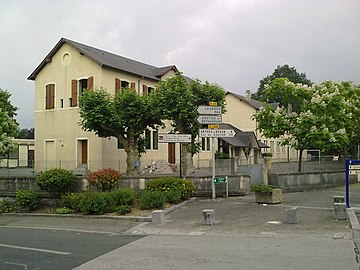 Une école primaire d'Asson.