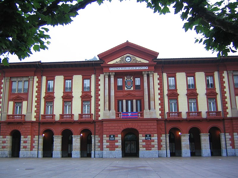 File:Eibar ayuntamiento 1.JPG