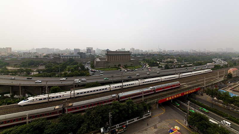 File:CRH2-090C at xian.jpg