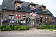 Mairie de Cierrey en Normandie.jpg