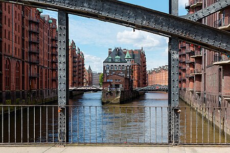 Hamburg, Speicherstadt, Wasserschloss (2016)