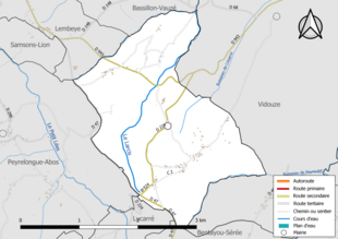 Carte en couleur présentant le réseau hydrographique de la commune