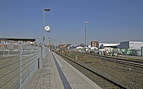 Bahnsteiggleis 1 in Borken, 2015