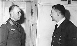 Fotografía de Erwin Rommel junto a Adolf Hitler