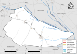 Carte en couleur présentant le réseau hydrographique de la commune