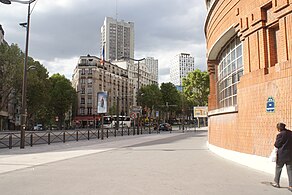 Le croisement avec la rue Saint-Blaise.