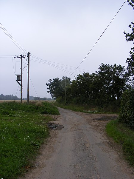 File:Kerdiston Road to Forwater Road - geograph.org.uk - 2525478.jpg