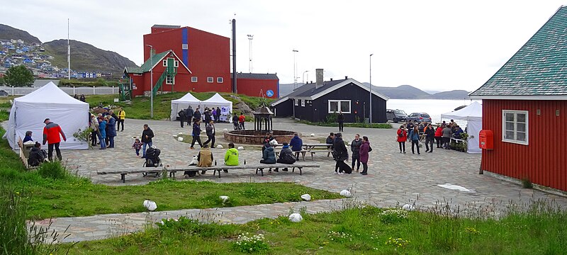 File:Qaqortoq Market Square.jpg